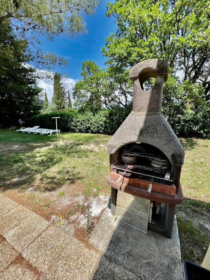 Maison En Provence Avec Piscine Le Beausset Luaran gambar